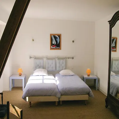 Сasa de vacaciones Six-bedroom Holiday In Bourneau
