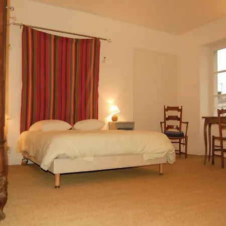 Сasa de vacaciones Six-bedroom Holiday In