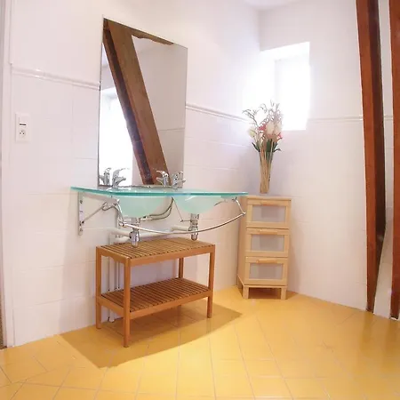 Six-bedroom Holiday In